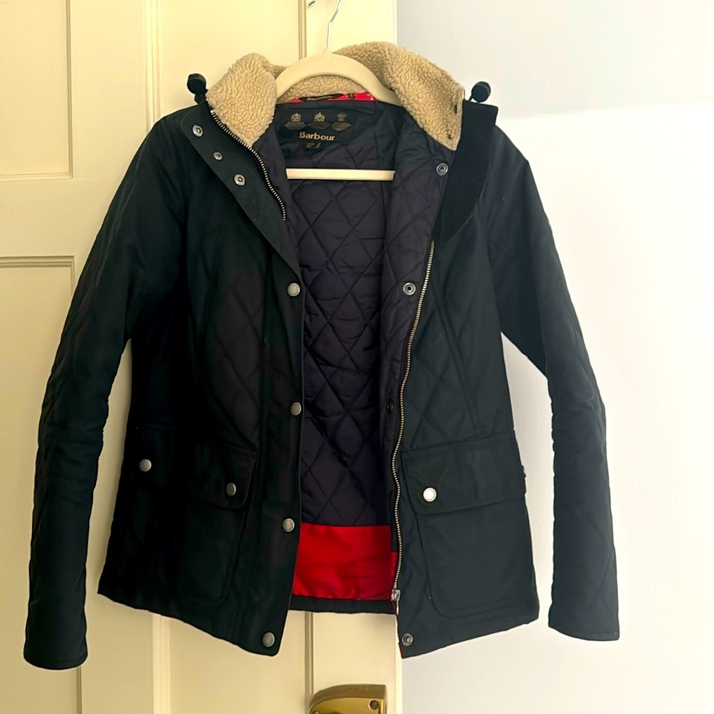 Barbour women’s barn coat - navy - US size 6